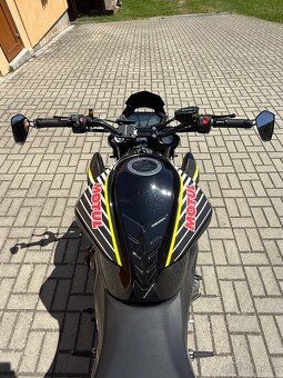 Kawasaki Z800 - 6