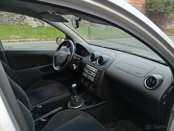 Ford fiesta najeto pouze 69 tis km funkční klimatizace - 6
