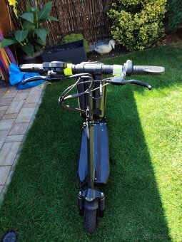 Elektro koloběžka W-tec 700W/ 10" - 6