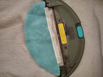 Robotický vysavač Concept s mopem a DO - 6