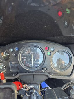 Honda cbr 1100xx super Blackbird - 6