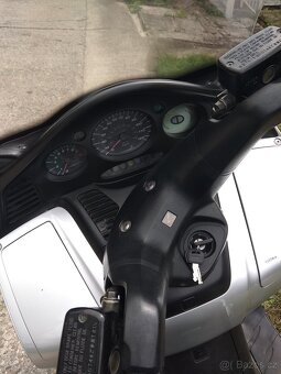 HONDA SILVER WING 600 - 6