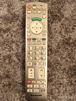 PANASONIC TX-L37DT35E (Stříbrná) - 6