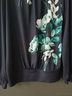 Krásná halenka L - 6