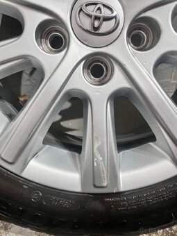 5x114,3 R16 originál zimní sada Toyota Avensis 205/55 - 6