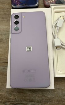 Samsung Galaxy S21 FE 5G Fialovy - TOP stav - 6
