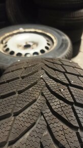 celá kola 215/65 R16 (pneu + plechové disky + krytky šroubů) - 6