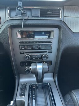Ford Mustang GT 5,0 303KW nové kupované v Německu 98275km - 6