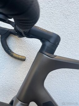 Prodám LOOK 765 Optimum Di2 (2024) Charcoal vel.L - 6