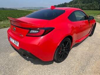 TOYOTA GR86 - 6