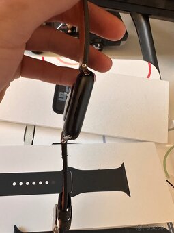 Apple Watch SE 2024 - 6