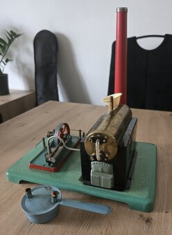 Starožitný model parního stroje - 6