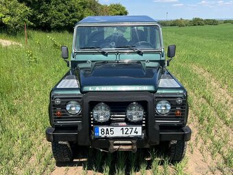 Land Rover Defender 90 SE - 6