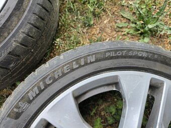 SADA ALU KOLA + LETNÍ PNEU 5X112 R17 - 6