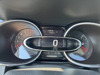 Renault Clio 1.2i rok 2017 najeto 43tis.km - 6