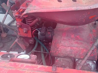 Prodám traktor RS-09 4valec - 6