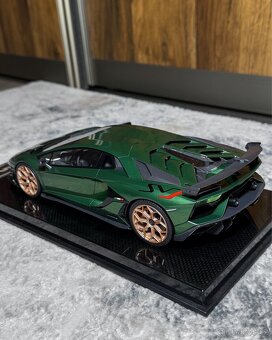 Dino Model - Lamborghini Aventador SVJ, 1:18 - 6
