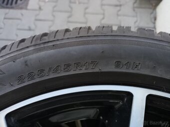 Zimní pneu Bridgestone Blizzak 225/45 R17 - 6
