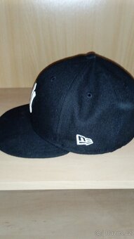 prodám kšiltovku New Era - 6