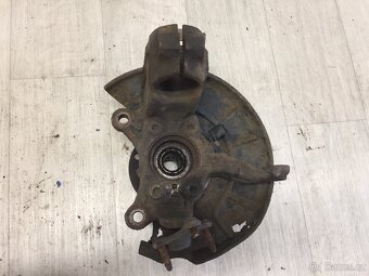 VW GOLF 5 2003-2008 - PŘEDNÍ TĚHLICE VĚTŠÍ - 6