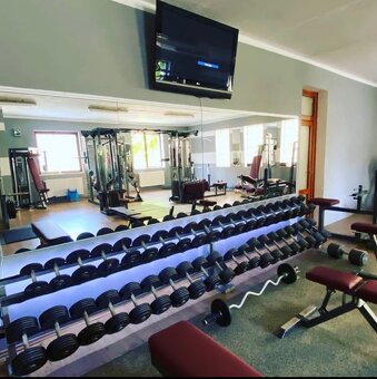 Prodej sportovního komplexu s posilovnou a squashem 590 m2 - 6