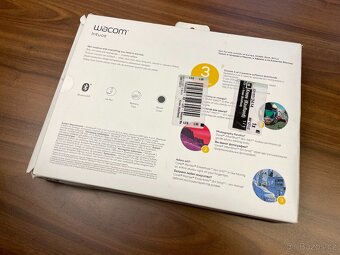 Wacom Intuos M Bluetooth – grafický tablet s perem - 6