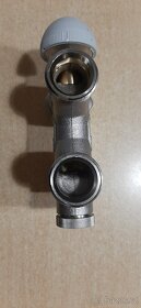 HERZ Ventil termostatický středový 1/2“ x EK přímý - 6