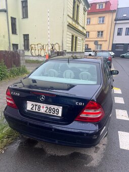 Prodám Mercedes-Benz C220 CDI (r. 2004) – 33.000 Kč - 6