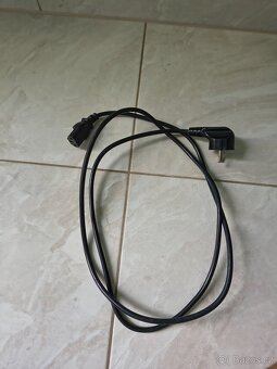 Počítač a monitor - 6