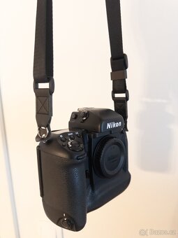 Nikon F5 - 6