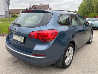 Opel Astra J SPORT TOURER 1.7 CDTI 2012 - 6