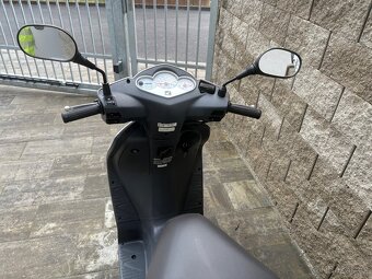 Honda dylan 125 2003 - 6