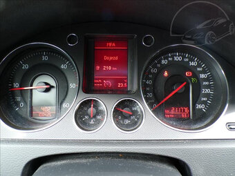 Volkswagen Passat Variant 1,9 TDI TREND,KLIMA - 6