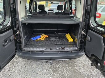 Renault Kangoo
1.5 DCi TZ
- 6