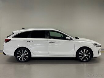 Hyundai i30 1.6 CRDi, 100 KW, Automat, FULL výbava,1majitel - 6