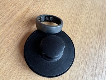 Oura Ring Gen 3 Heritage Stealth – velikost US 13, výborný s - 6