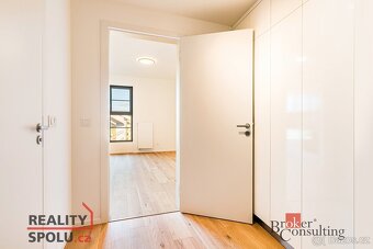 Pronájem, byty/1+kk, 30 m2, Bratislavská 946/82, 60200 Brno, - 6