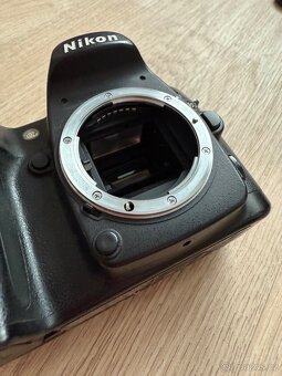 Fotoaparát Nikon D80 - 6