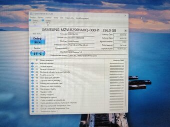 Herní notebook HP OMEN 17-cb0001na - 6