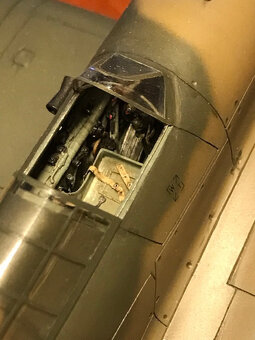 Prodam postaveny Hawker Hurricane 1/48 - 6