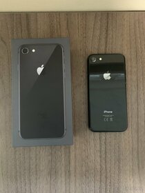 Apple iPhone 8 gray, perfektní stav + kompletní balení - 6