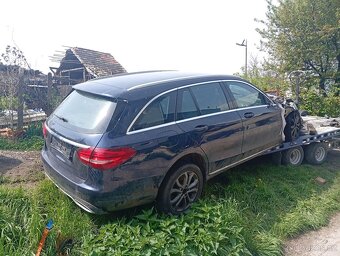 Prodám náhradní díly na mercedes céčko w205 - 6