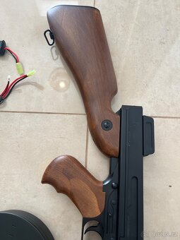 Airsoftové zbraně M1A1 a Thompson M1928A1 - 6