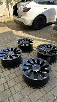 Tesla model Y original kola 21” + sada gum - 6