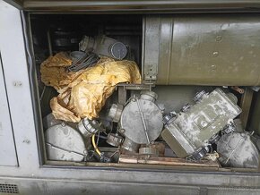 Prodám vojenskou elektrocentrálu EC-30 kVA - 6
