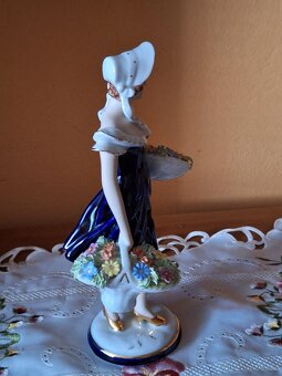 ZAHRADNICE porc.soška ROYAL DUX CHECHOSLOVAKIA VÝŠ.27CM - 6