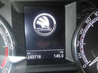 Škoda Octavia 2,0 TDI DSG,1.MAJITEL ČR - DPH - 6