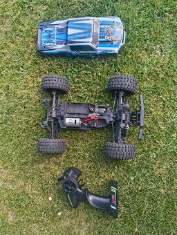RC auto 8 Snake - 6