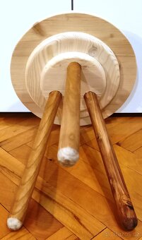 Květinový stolek na trojnožce,, - 6