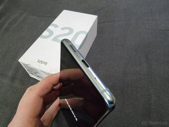 Samsung Galaxy S20 FE G780G 128GB - zachovalý - 6